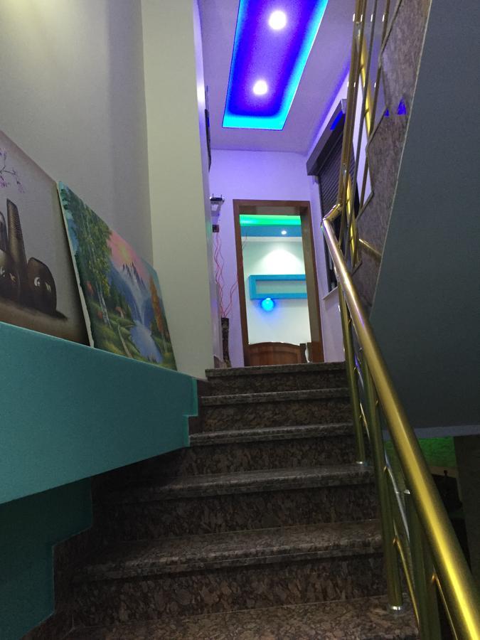 Boston Hotel Tirana Extérieur photo